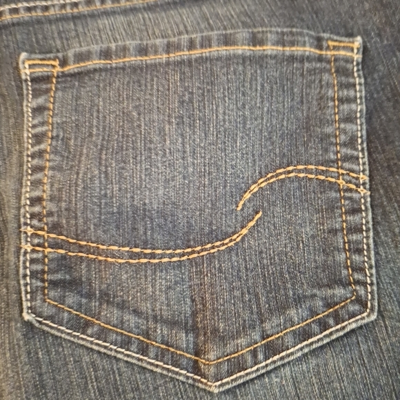 Levi's Women's Classic Dark Blue Distressed Jean Shorts - Picture 7 of 8